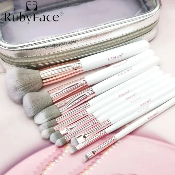 Makeup Brush Set with Cosmetic Bag - Image 3
